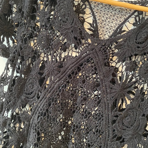 Black Crochet Style Top - Picture 2 of 2